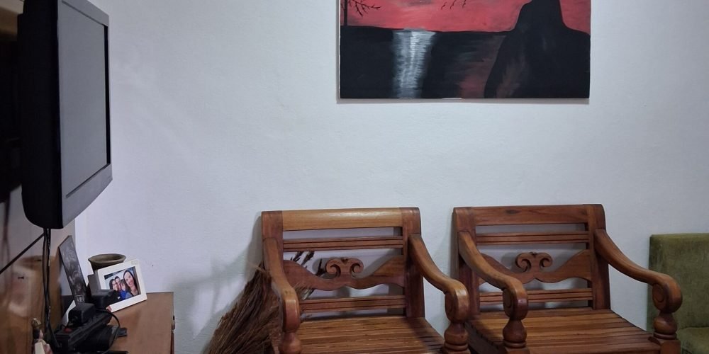 Namoradeira de madeira